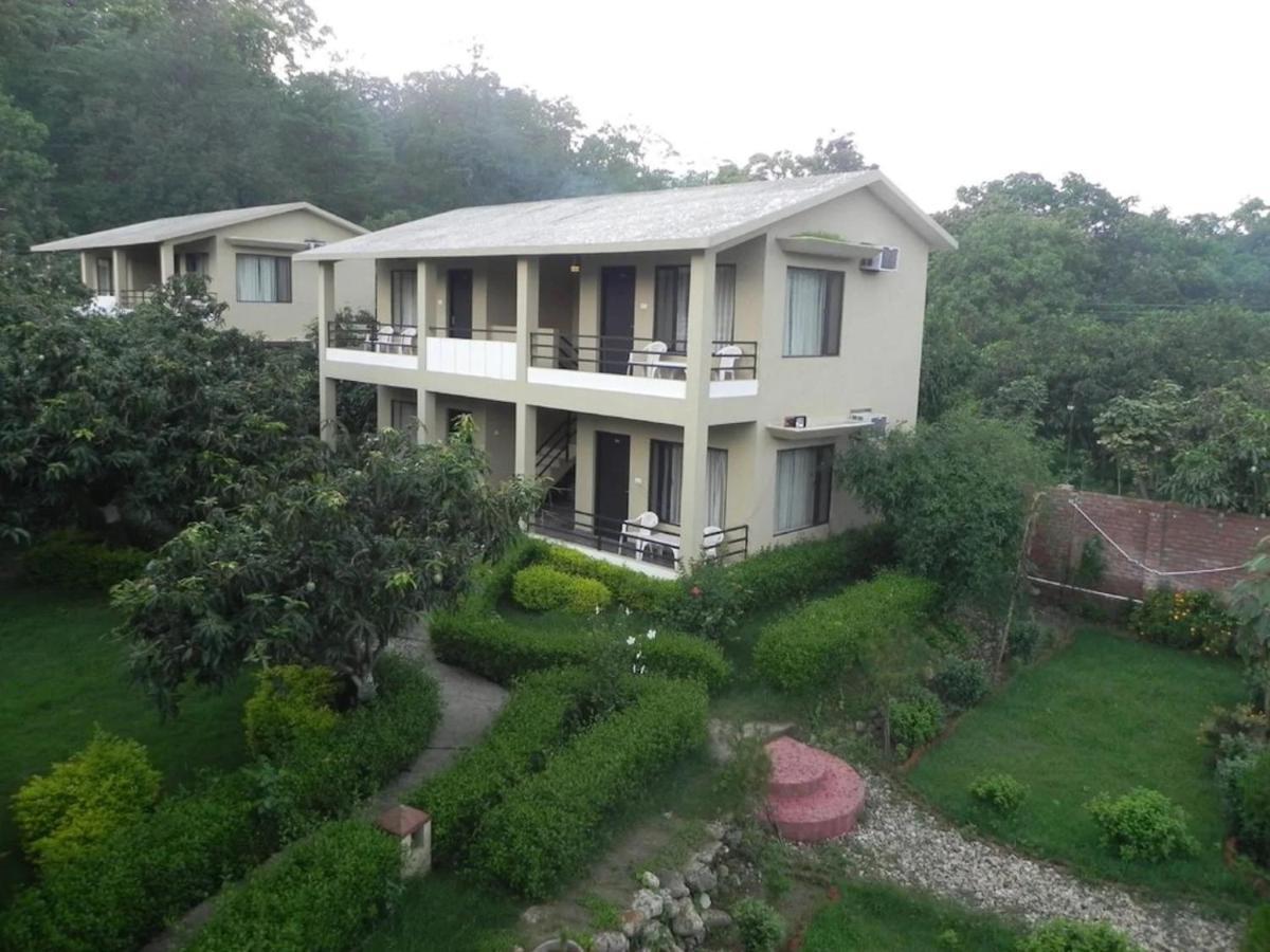 Corbett Aroma Park Hotel Rāmnagar Buitenkant foto