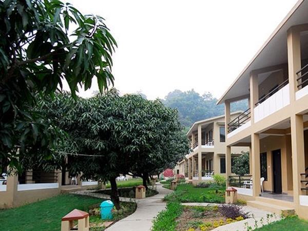 Corbett Aroma Park Hotel Rāmnagar Buitenkant foto