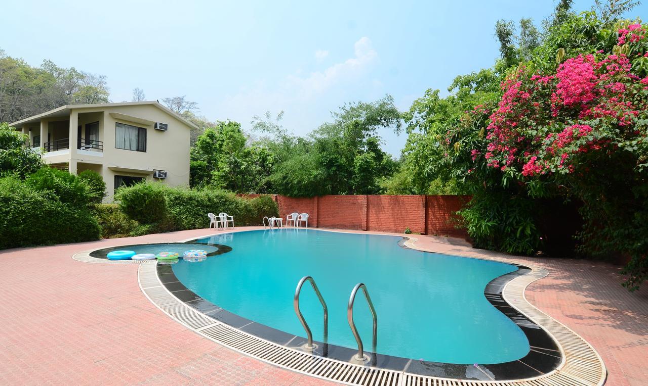 Corbett Aroma Park Hotel Rāmnagar Buitenkant foto