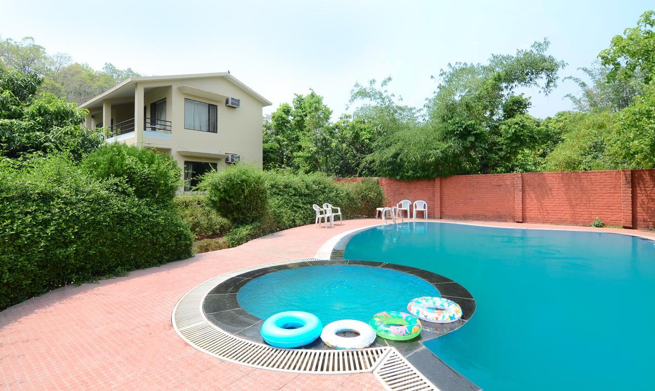 Corbett Aroma Park Hotel Rāmnagar Buitenkant foto